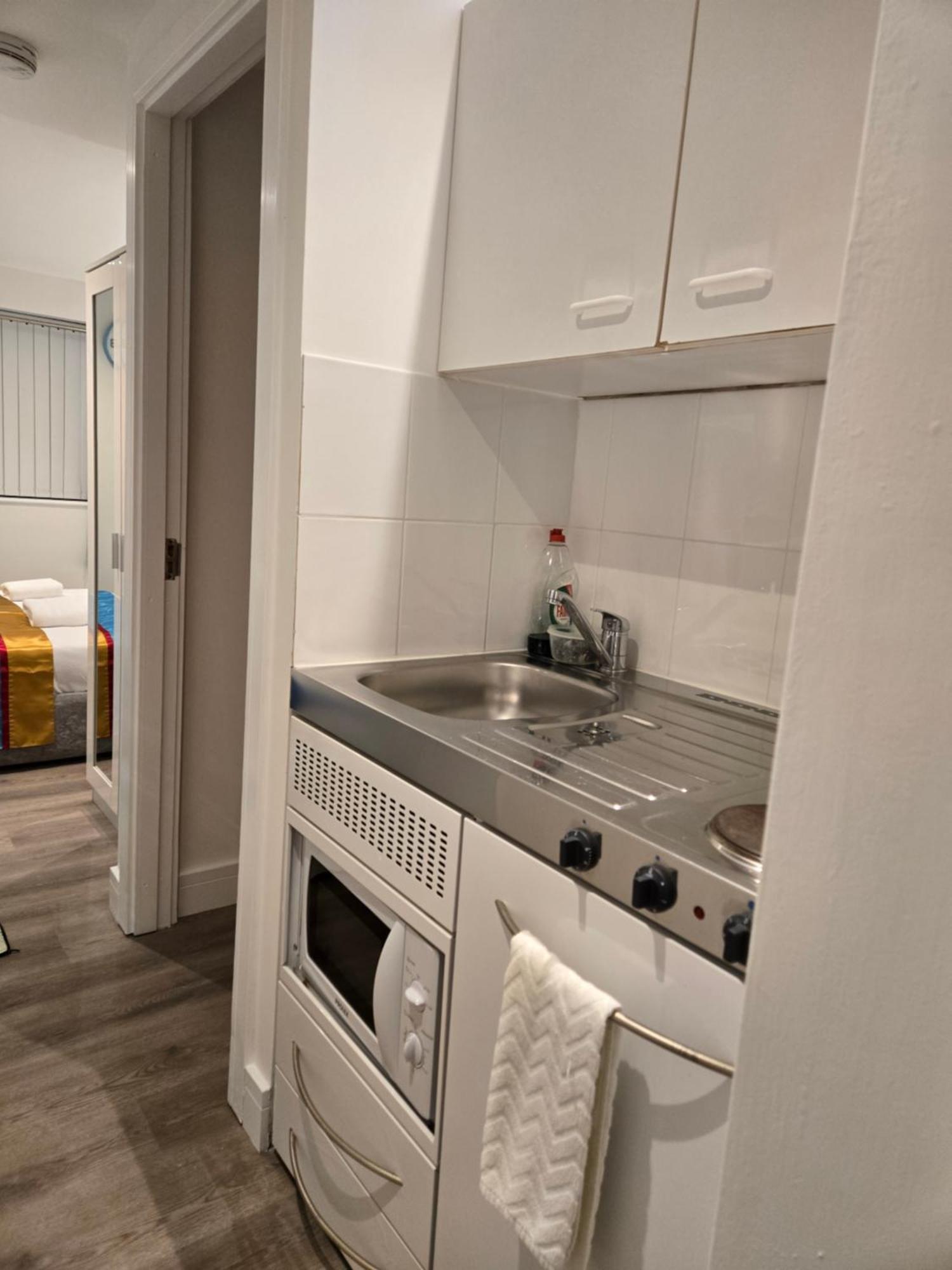 The Cosy Pod Studio - Short Stay In Salford Σάλφορντ Εξωτερικό φωτογραφία